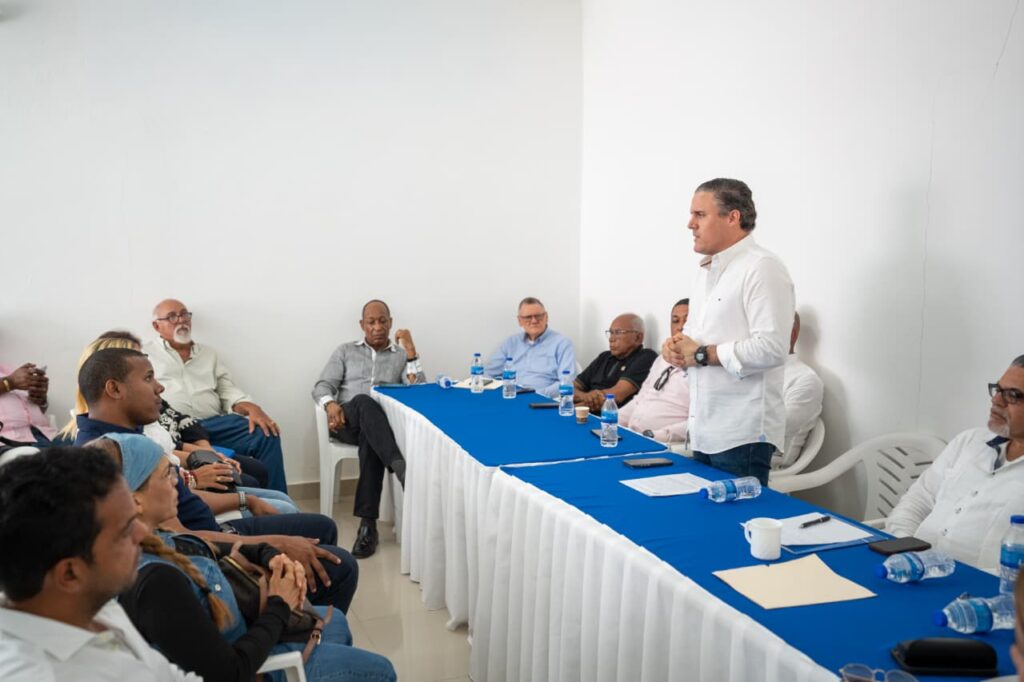 Jean Luis Rodríguez leads PRM strengthening day in La Altagracia | De Último Minuto English