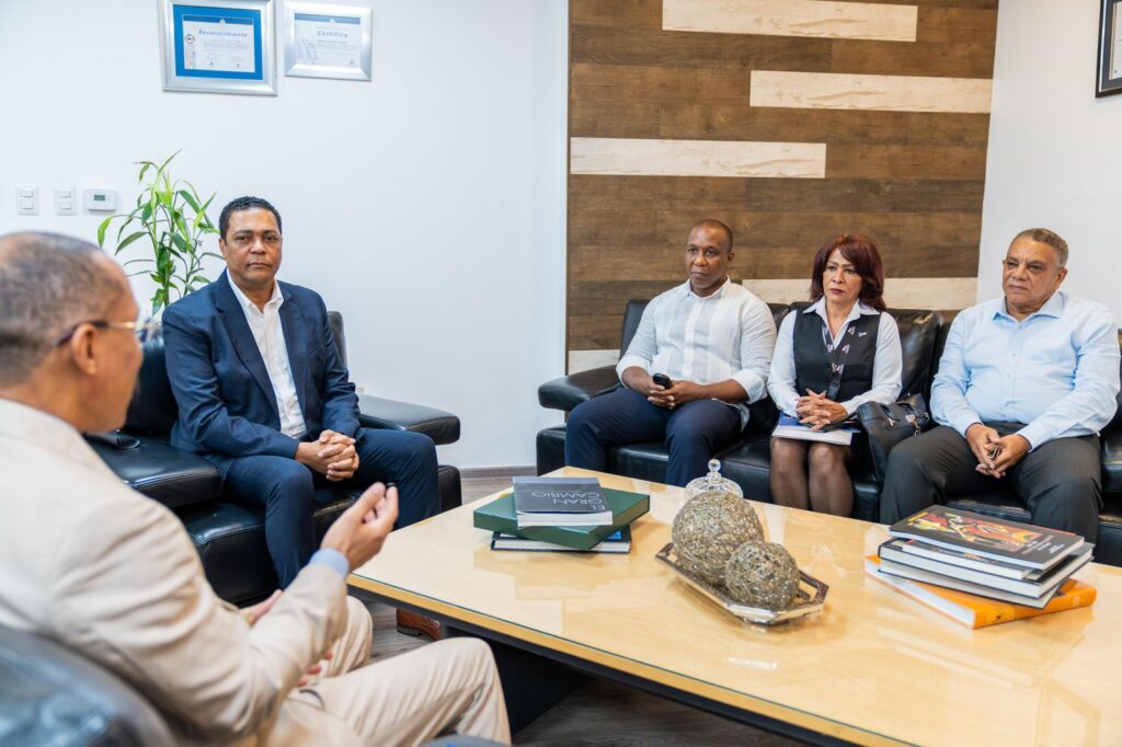 LMD and Comptroller's Office highlight progress in transparency and internal control of local governments | De Último Minuto English