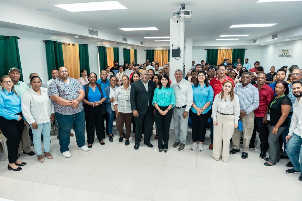 Fundación Reservas del País trains more than 100 micro-entrepreneurs in Pedernales | 2 | Fundación Reservas del País trains more than 100 micro-entrepreneurs in Pedernales | De Último Minuto English