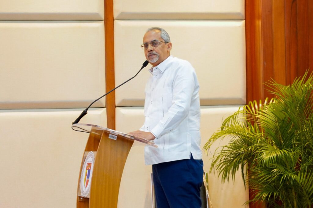 Ombudsman promotes national dialogue on addictions and mental health | De Último Minuto English