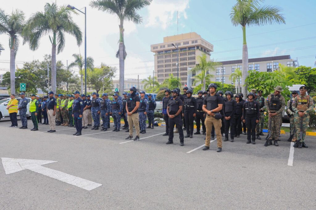 Police, Intrant, and security agencies launch national road control and crime prevention operation | 1 | Police, Intrant, and security agencies launch national road control and crime prevention operation | De Último Minuto English