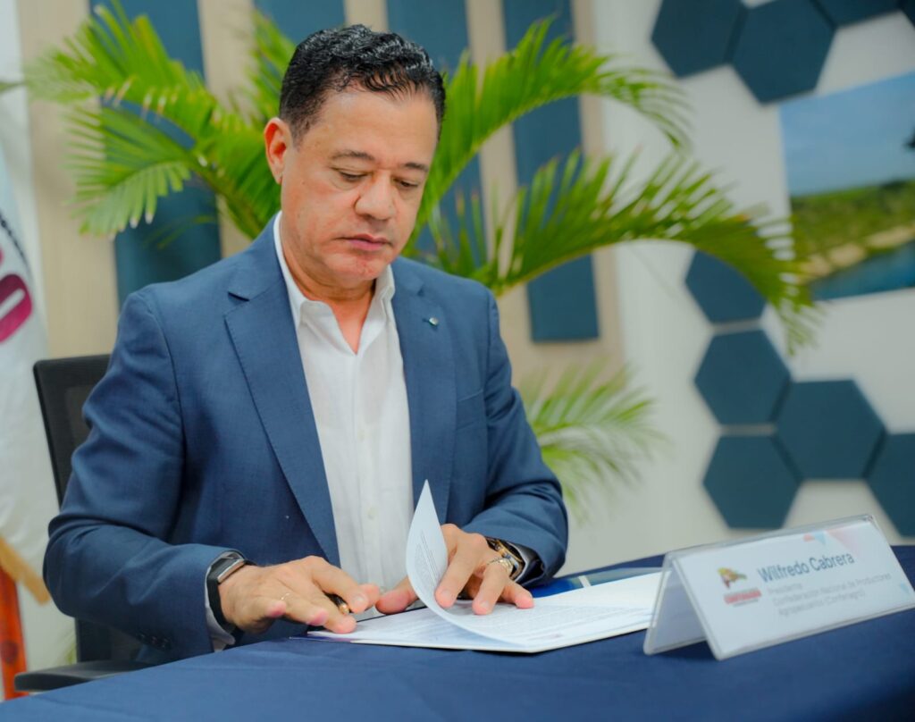 TNR and Confenagro sign agreement to strengthen the agricultural sector | De Último Minuto English
