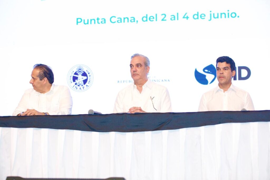 President Abinader promotes urban sanitation and highlights investments to transform the water sector | De Último Minuto English