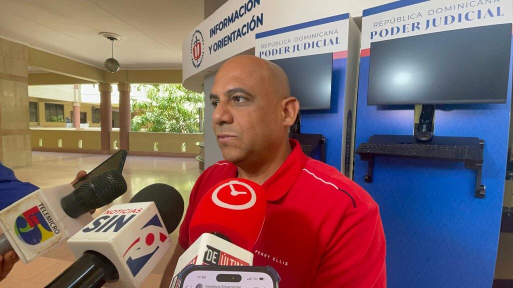 Public Prosecutor's Office requests coercion against alleged network that extorted Americans from Santiago | De Último Minuto English