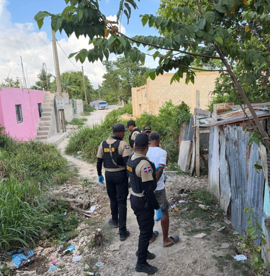 DNCD arrests 10 people and seizes more than 1,400 grams of drugs in operations in Verón-Punta Cana | 2 | DNCD arrests 10 people and seizes more than 1,400 grams of drugs in operations in Verón-Punta Cana | De Último Minuto English