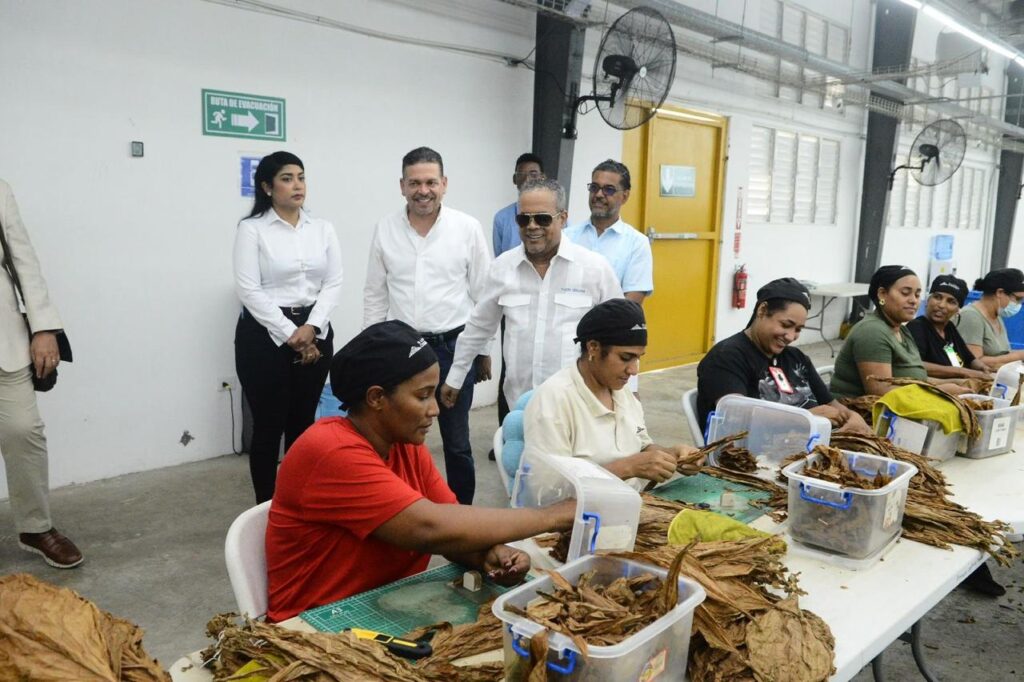 Proindustria and Senatorial Office promote transformation plan to strengthen the Bonao Free Zone | 1 | Proindustria and Senatorial Office promote transformation plan to strengthen the Bonao Free Zone | De Último Minuto English