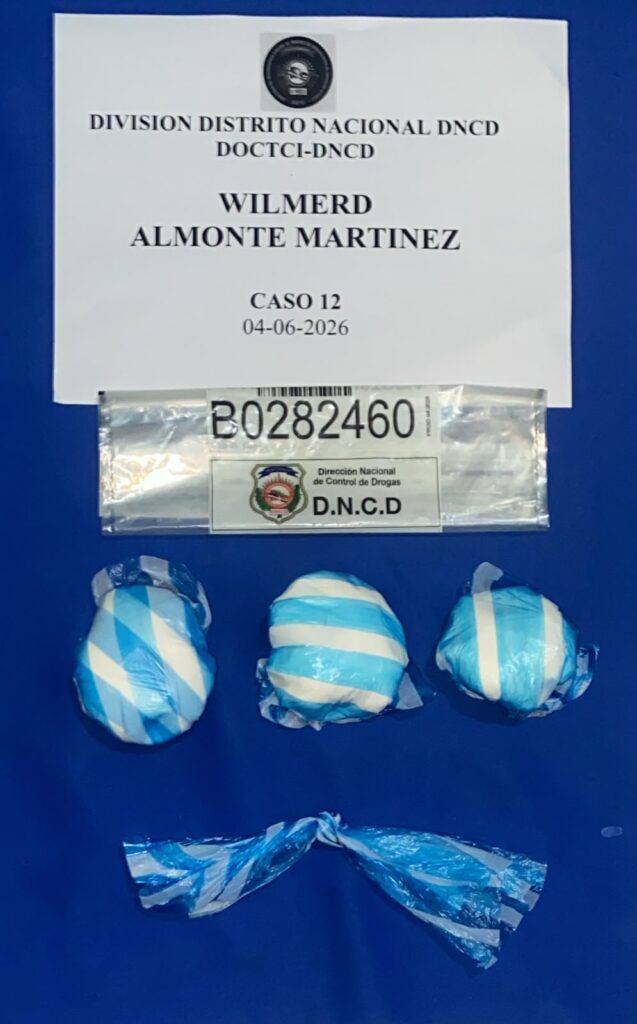 DNCD and Public Ministry arrest 14 people and seize more than 3,900 grams of drugs in the DN | De Último Minuto English