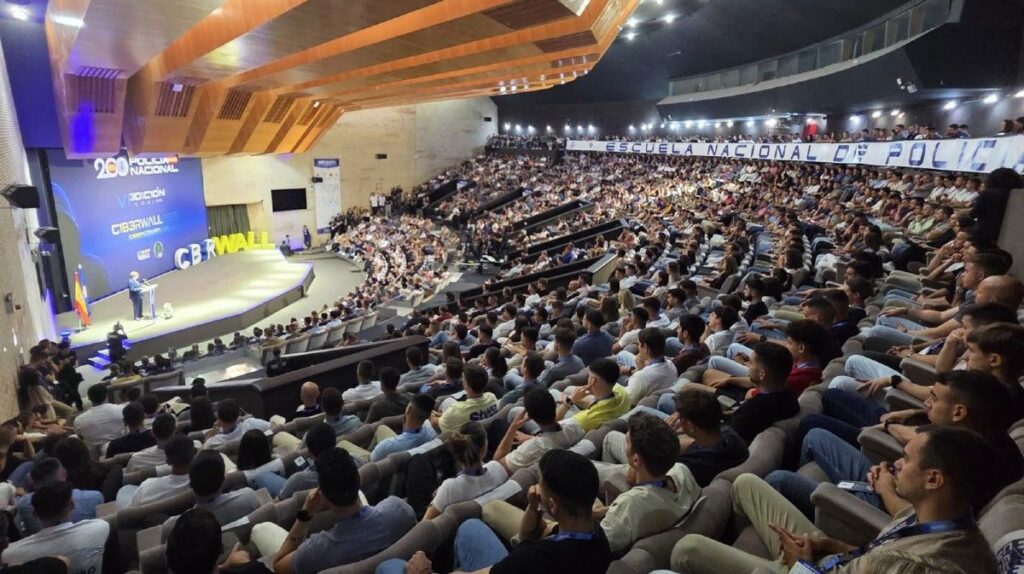 National Police participates in the VI Digital Security and Cyberintelligence Congress in Spain | De Último Minuto English