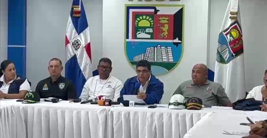 Santo Domingo Este activates 2026 cyclonic operation with more than 1,100 people for prevention and response | 1 | Santo Domingo Este activates 2026 cyclonic operation with more than 1,100 people for prevention and response | De Último Minuto English