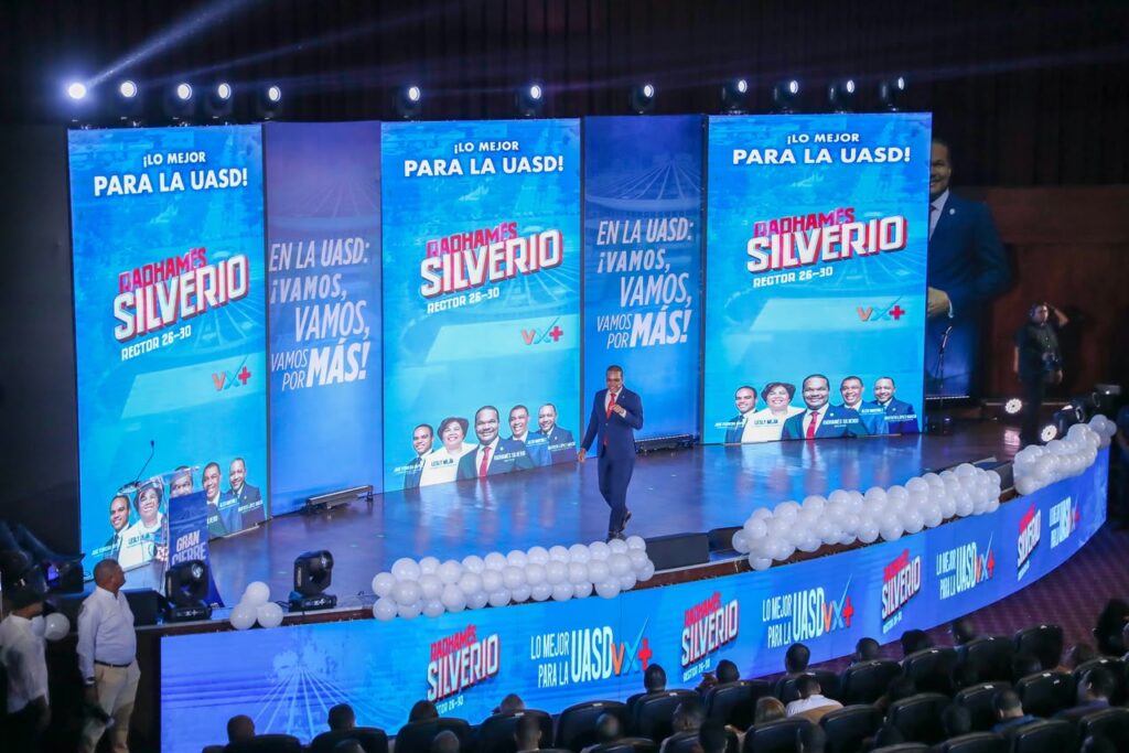 Radhamés Silverio closes campaign with a call to consolidate the transformation of the UASD | De Último Minuto English