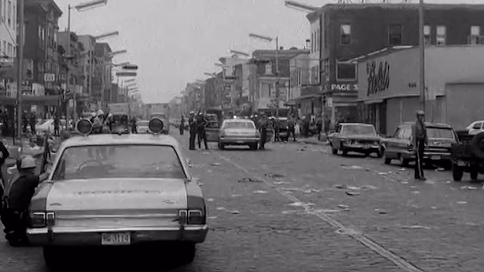 The brutal beating of a taxi driver that unleashed five days of violence in Newark | De Último Minuto English