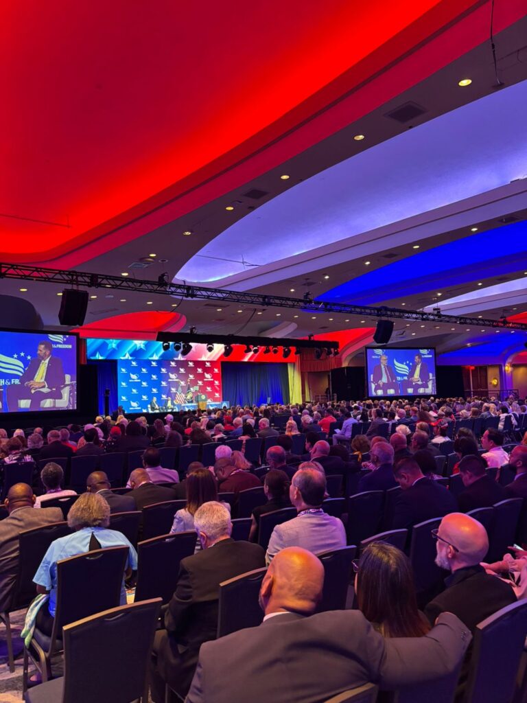 "Soraya Aquino participates in the Road to Majority alongside President Donald Trump and political and faith leaders in Washington D.C." | De Último Minuto English