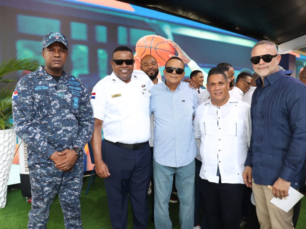 National Police participates in the inauguration of Expo Vega Real 2026 | De Último Minuto English