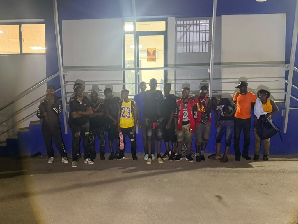 47 undocumented Haitian migrants intercepted in the border area | 3 | 47 undocumented Haitian migrants intercepted in the border area | De Último Minuto English