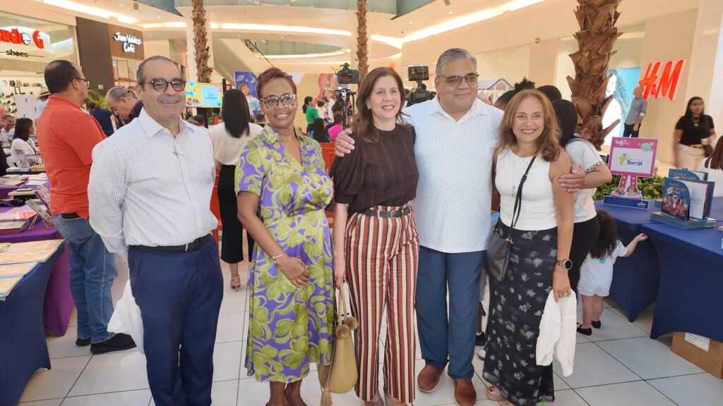 The VI International Children's and Young Adult Book Fair begins under the slogan “Reading makes you fly” | 4 | The VI International Children's and Young Adult Book Fair begins under the slogan “Reading makes you fly” | De Último Minuto English