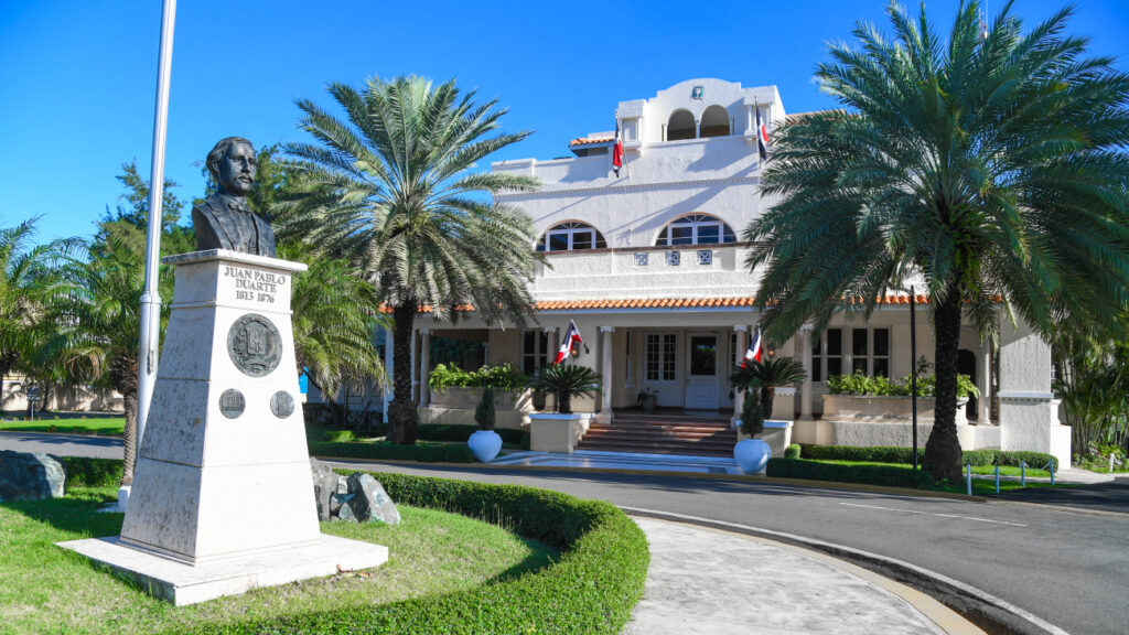 DR advances in preparations to restore consular services in Venezuela | 2 | DR advances in preparations to restore consular services in Venezuela | De Último Minuto English