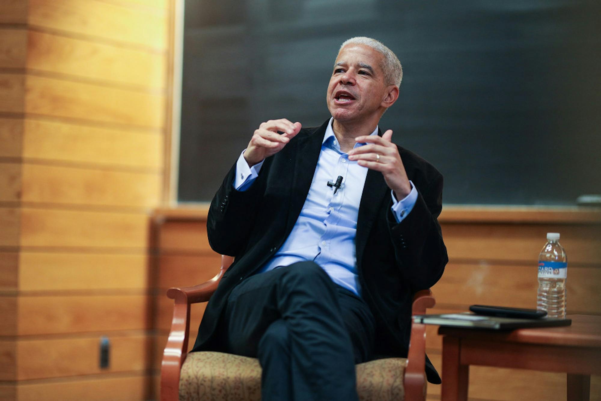 Marc Lacey, of The New York Times, defends independent journalism | De Último Minuto English