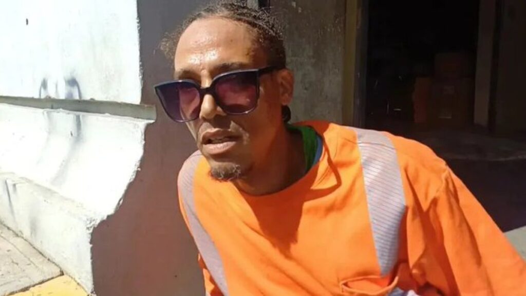 "Macho", main suspect in the murder of a garbage truck driver in Santiago, extradited from Jamaica | De Último Minuto English