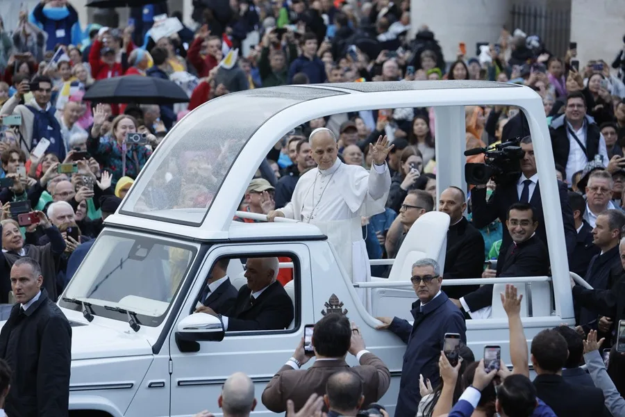 Pope Leo XIV will not need treatment after having his lung cancer removed | 2 | Pope Leo XIV will not need treatment after having his lung cancer removed | De Último Minuto English