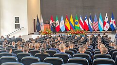 Policía Nacional presenta avances en educación policial durante encuentro internacional en Costa Rica