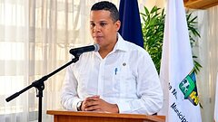 Arrestan a director distrital de Rincón tras ocupar armas y municiones durante allanamiento