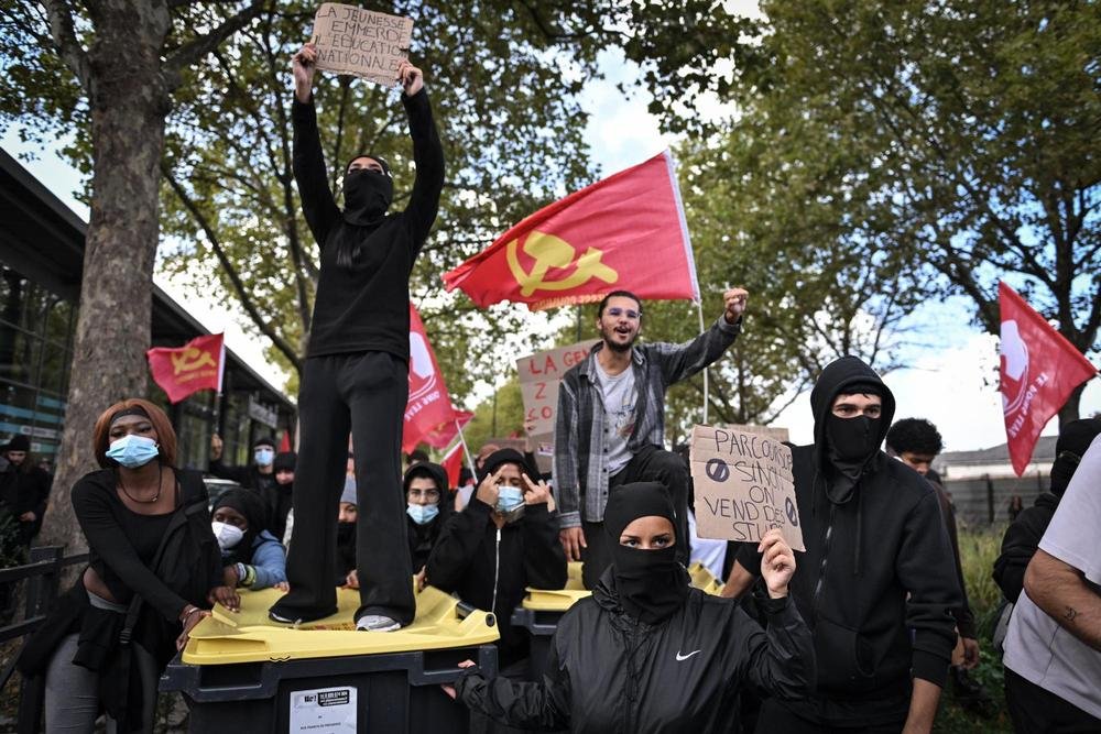At least 600 arrested and 400 high schools closed due to student protests in France | 2 | At least 600 arrested and 400 high schools closed due to student protests in France | De Último Minuto English