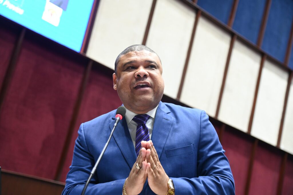 Deputies demand investigation into possible complicity in the diversion of Dominican ammunition to a Haitian gang | De Último Minuto English